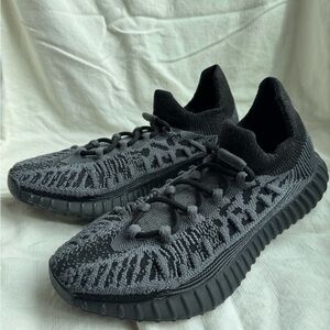 Adidas Yeezy boost350